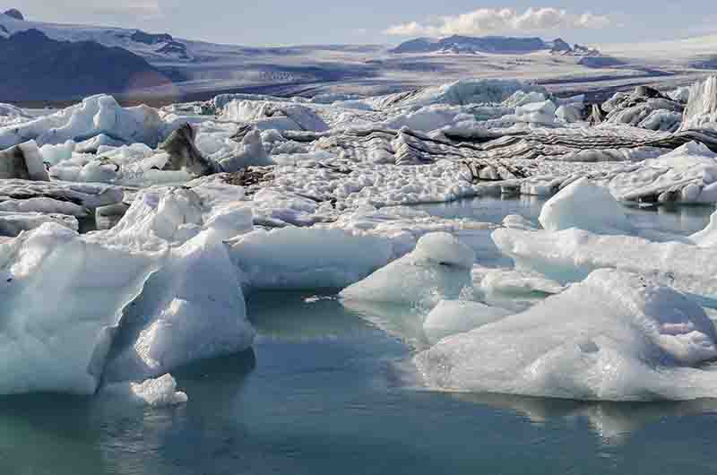 Islandia 064 - lago Jokulsarlon y glaciar Breioamerkurjokull.jpg